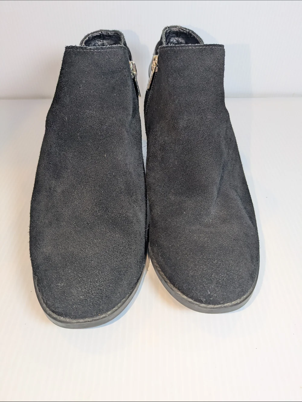 Vionic Millie Black Suede Ankle Booties Buckle Zip Wide 8.5 W Comfort